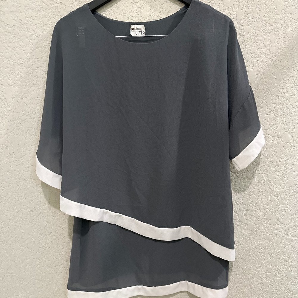 Botique Women's Crew Neck Black Blouse Size Large